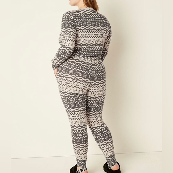 (M) Victoria’s Secret ✌🏽 Peace Sign PINK THERMAL PAJAMA ONESIE - Picture 4 of 9